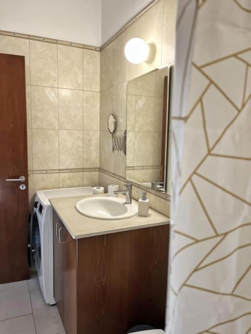 Teo Apartment Πάφος Εξωτερικό φωτογραφία
