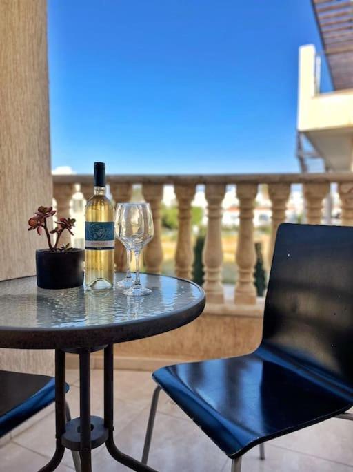 Teo Apartment Πάφος Εξωτερικό φωτογραφία